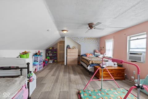 Photo of 125 W Harrison Street, Mooresville, IN