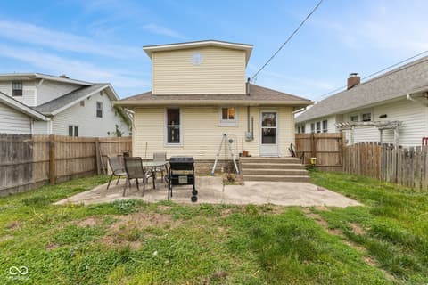 Photo of 125 W Harrison Street, Mooresville, IN
