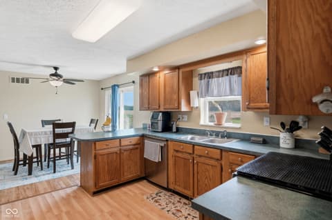 Photo of 8991 W State Road 236, Middletown, IN