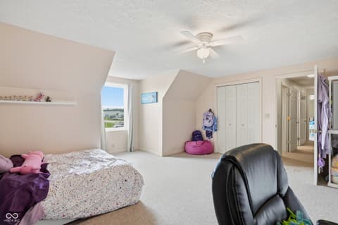 Photo of 8991 W State Road 236, Middletown, IN