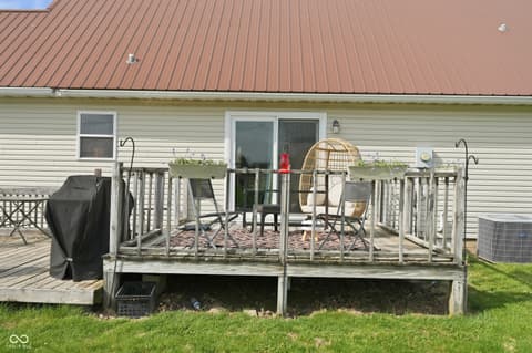 Photo of 8991 W State Road 236, Middletown, IN
