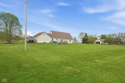 Photo of 8991 W State Road 236, Middletown, IN