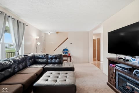 Photo of 8991 W State Road 236, Middletown, IN