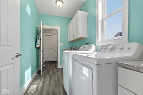 Laundry room at 7897 Hickory Ridge Lane, Mooresville, IN