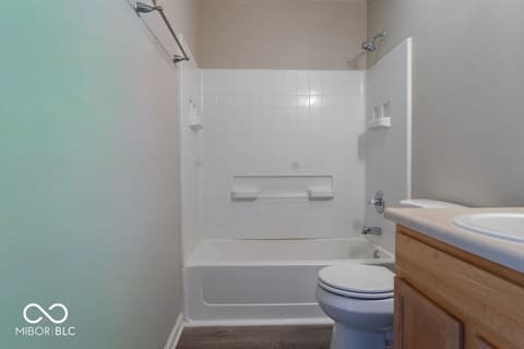 Photo of 1160 Thistlewood Way, Plainfield, IN
