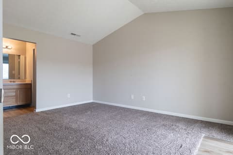 Photo of 1160 Thistlewood Way, Plainfield, IN