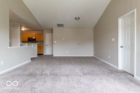 Photo of 1160 Thistlewood Way, Plainfield, IN