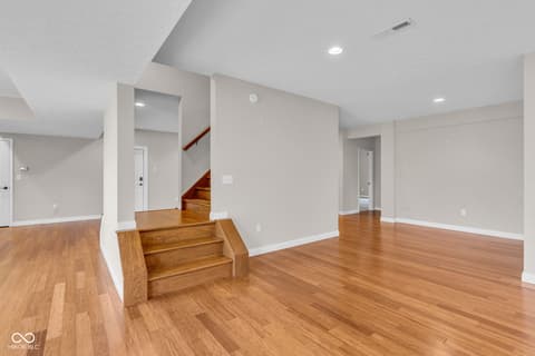 Living room at 3201 N 675 Road E, Darlington, IN