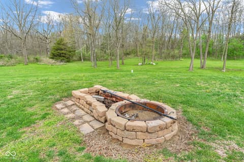 Yard at 3201 N 675 Road E, Darlington, IN