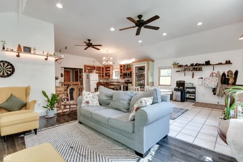 Photo of 8465 Valley View Drive, Martinsville, IN