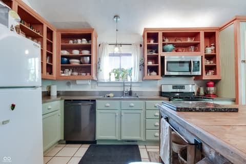 Photo of 8465 Valley View Drive, Martinsville, IN