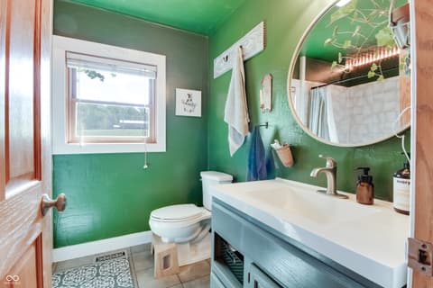 Photo of 8465 Valley View Drive, Martinsville, IN