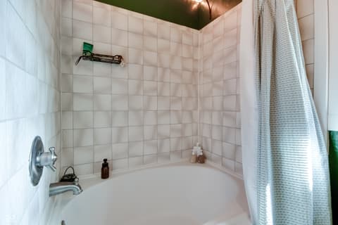Photo of 8465 Valley View Drive, Martinsville, IN