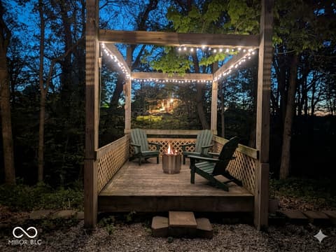 Photo of 8465 Valley View Drive, Martinsville, IN