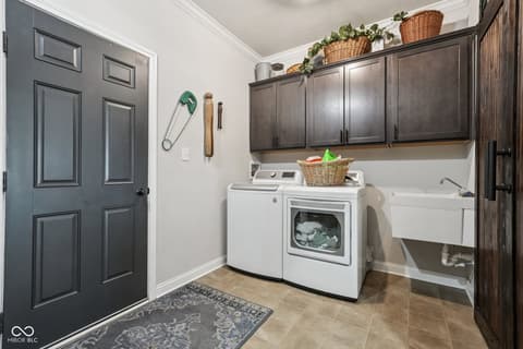 Laundry room at 51 Bay Hill Circle, Brownsburg, IN
