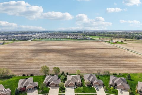 Aerial view at 51 Bay Hill Circle, Brownsburg, IN