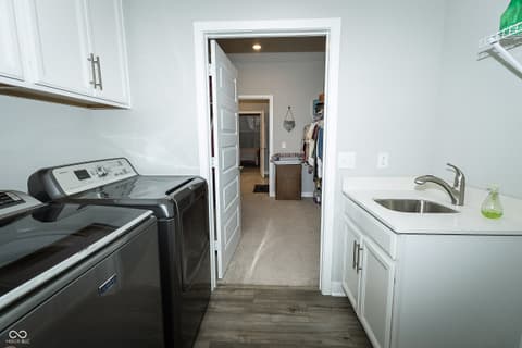 Photo of 8615 Hudson Way, Brownsburg, IN