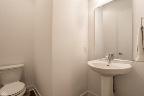 Photo of 2156 N Alabama Street, Indianapolis, IN