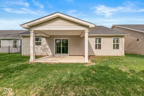 Photo of 2739 Stonebridge Drive, Lebanon, IN