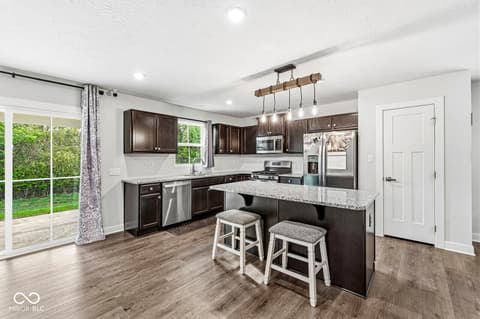 Photo of 2739 Stonebridge Drive, Lebanon, IN