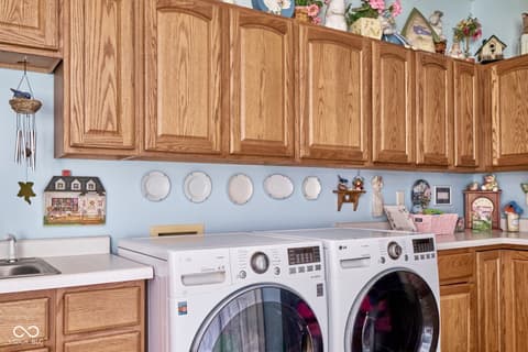 Laundry room at 5054 N Us Route 31, Peru, IN