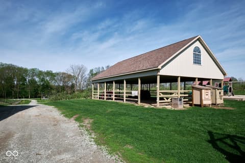 Out Buildings — 5054 N Us Route 31, Peru, IN