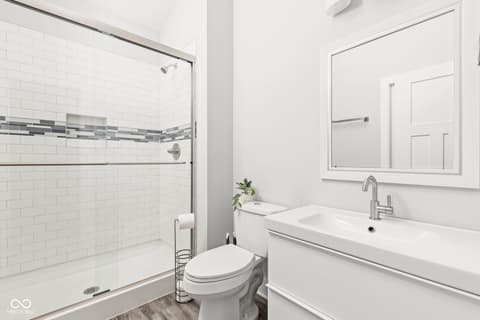 Photo of 1644 Lexington Avenue, Indianapolis, IN