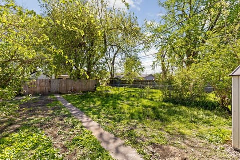 Yard at 1313 Linden Street, Indianapolis, IN