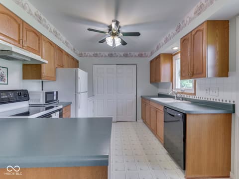 Photo of 1216 E Cragmont Drive, Indianapolis, IN