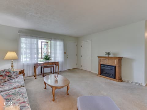 Photo of 1216 E Cragmont Drive, Indianapolis, IN