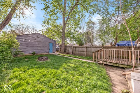 Yard at 2309 S Meridian Street, Indianapolis, IN