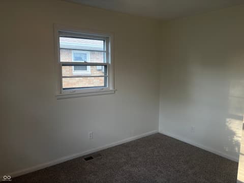 Photo of 711 Howard Road, Greenwood, IN