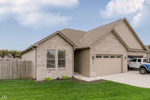 Photo of 2144 Connie Court, Franklin, IN