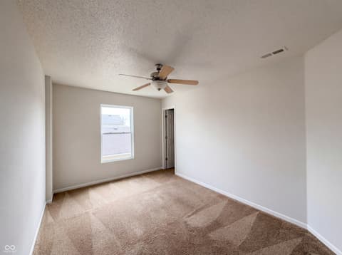 Photo of 925 Harbon Drive, Franklin, IN