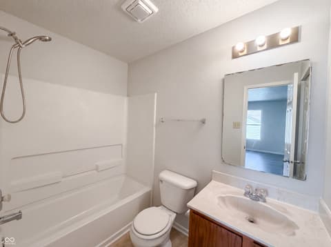 Photo of 925 Harbon Drive, Franklin, IN
