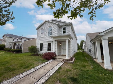 Photo of 925 Harbon Drive, Franklin, IN