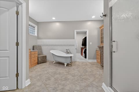 Photo of 14555 Geist Ridge Drive, Fishers, IN