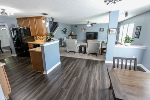 Photo of 8005 Stoney Bend Court, Indianapolis, IN