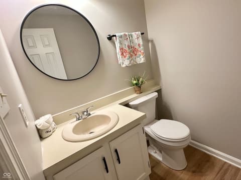 Photo of 7975 Glen View Drive, Indianapolis, IN