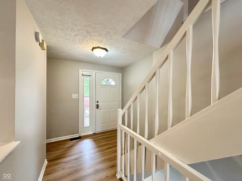 Photo of 7975 Glen View Drive, Indianapolis, IN