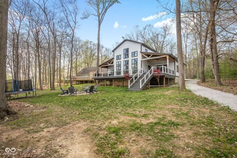 Photo of 8446 E Parkview Drive, Rockville, IN