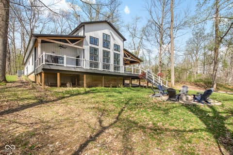Photo of 8446 E Parkview Drive, Rockville, IN