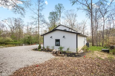 Photo of 8446 E Parkview Drive, Rockville, IN
