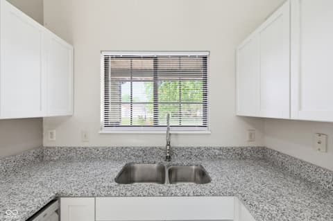 Photo of 235 Meadow Glen Drive, Avon, IN