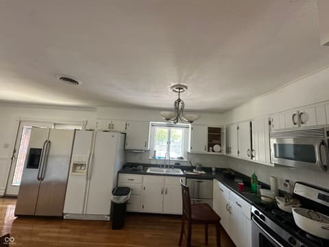 Photo of 7121 Laurel Drive, Indianapolis, IN