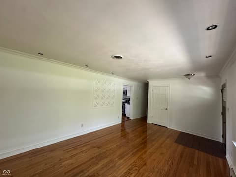 Photo of 7121 Laurel Drive, Indianapolis, IN