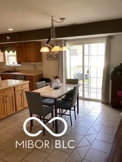 Dining room at 4506 W Easy Street, New Palestine, IN