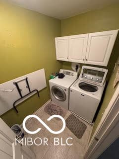 Laundry room at 4506 W Easy Street, New Palestine, IN