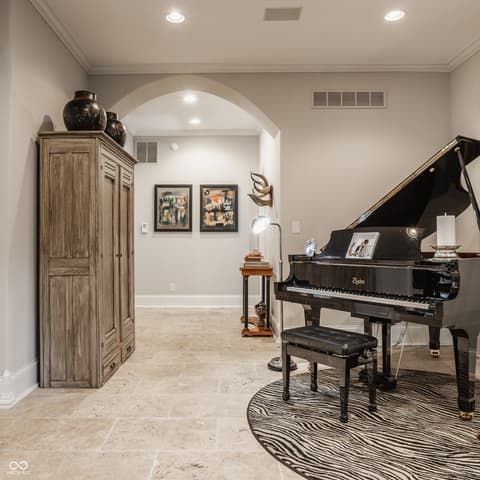Photo of 110 Bow Lane, Indianapolis, IN