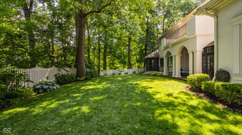 Photo of 110 Bow Lane, Indianapolis, IN